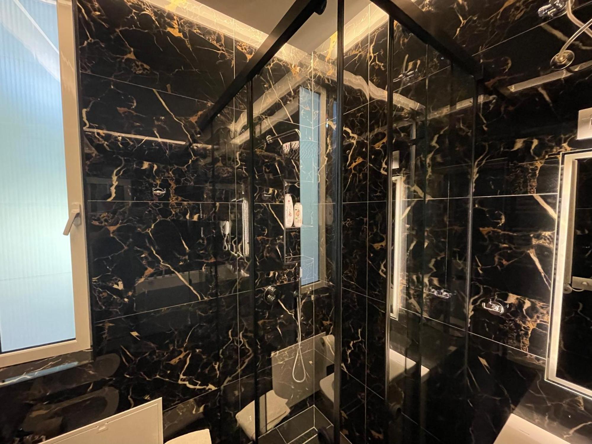 Hotel Vila 15 - Center Τίρανα Εξωτερικό φωτογραφία